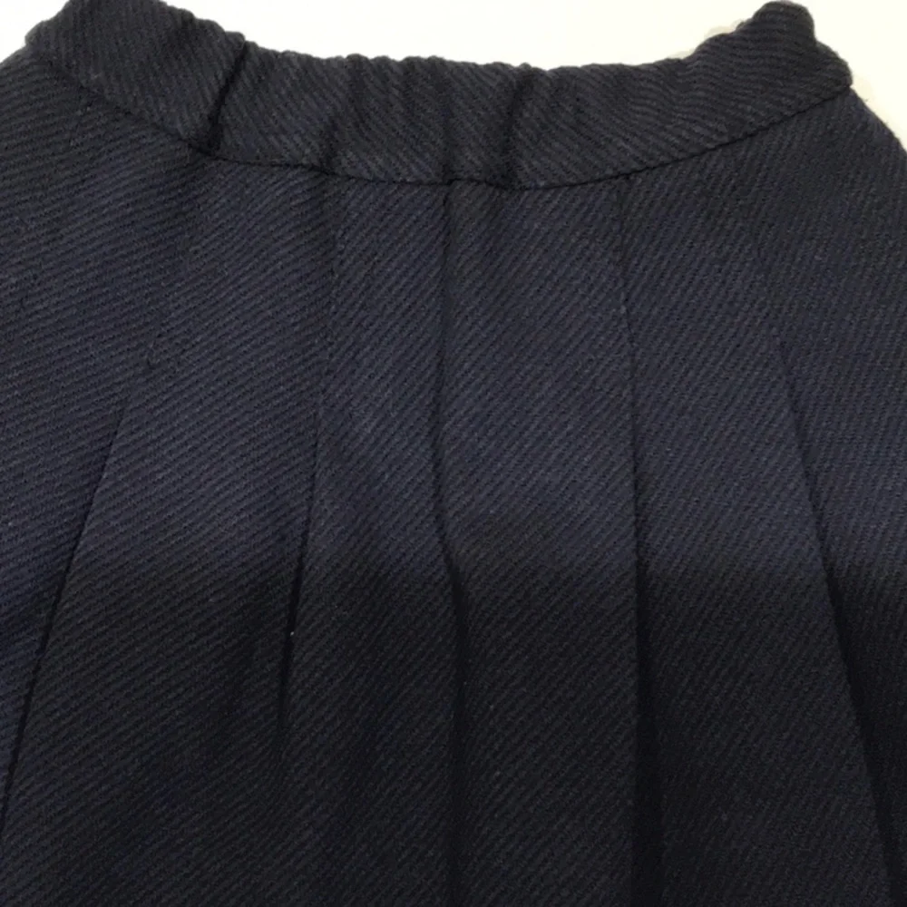 🍏🍏 ZARA Girl’s Dark Navy Pleated Side Zipper, size 7